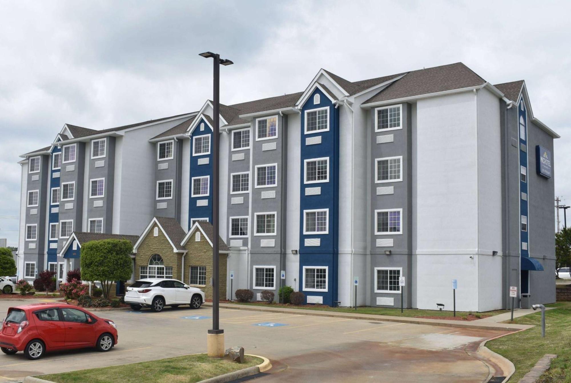 Microtel Inn & Suites By Wyndham Conway Exterior photo
